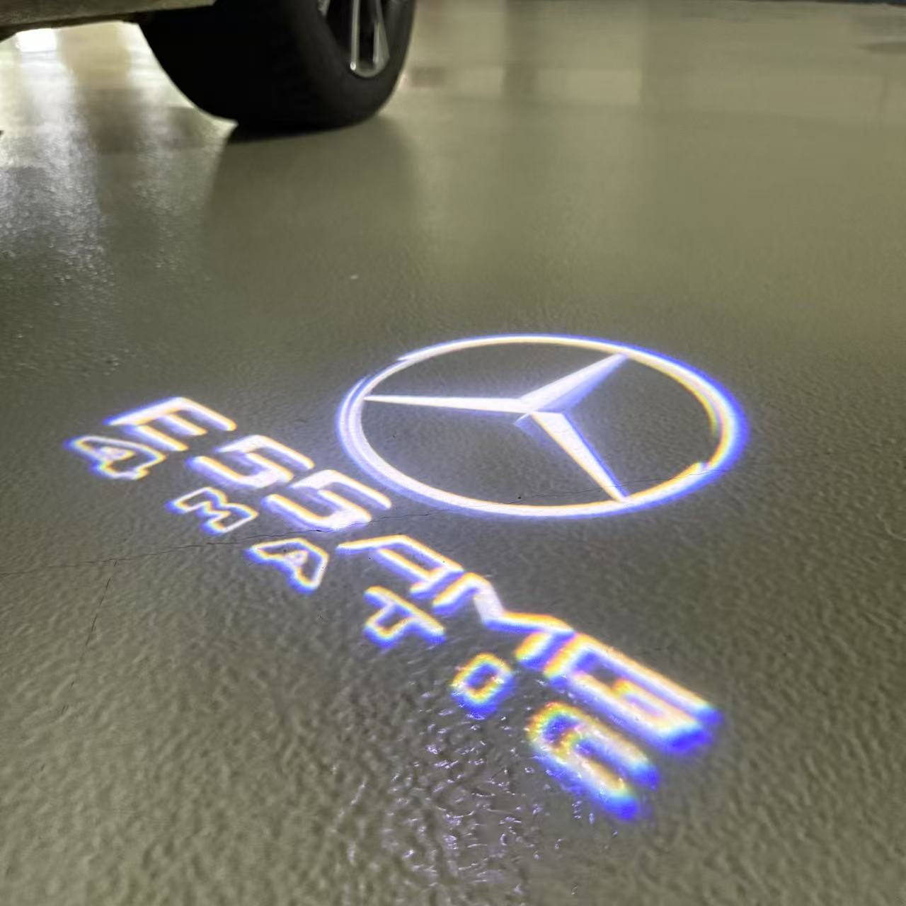 MERCEDES BENZ E55 AMG LOGO PROJECTOT LIGHTS  (quantity 1 = 1 sets/2 door lights)Nr.03f03
