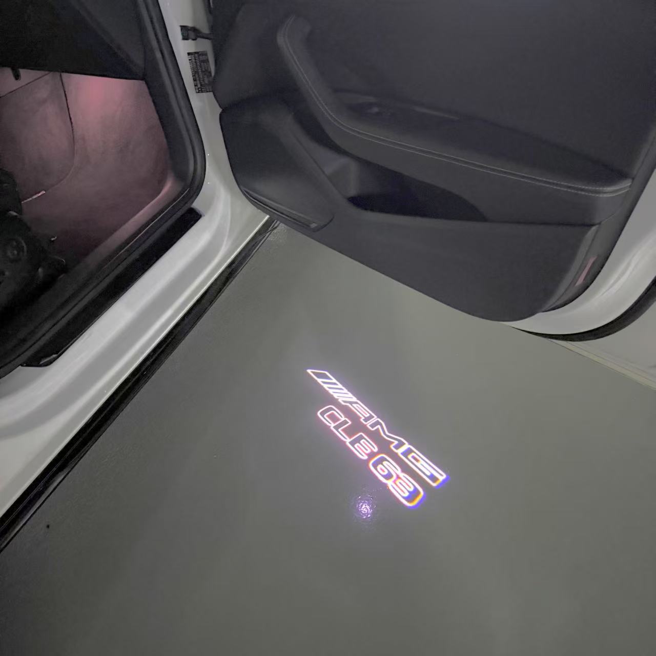 MERCEDES BENZ CLE 63 AMG  LOGO PROJECTOT LIGHTS  (quantity 1 = 1 sets/2 door lights)Nr.03f09