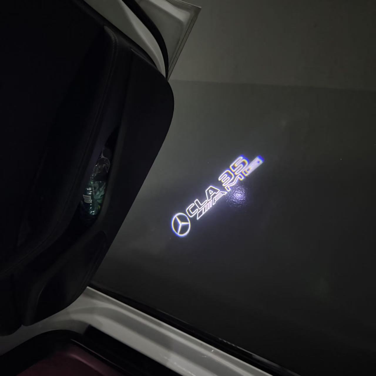 MERCEDES BENZ CLA 35 AMG  LOGO PROJECTOT LIGHTS  (quantity 1 = 1 sets/2 door lights)Nr.03f03
