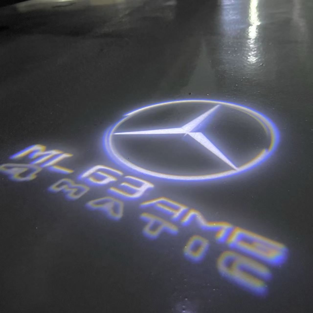 MERCEDES BENZ ML 63 AMG LOGO PROJECTOR LIGHTS  (quantity 1 = 1 sets/2 door lights)Nr.03f08