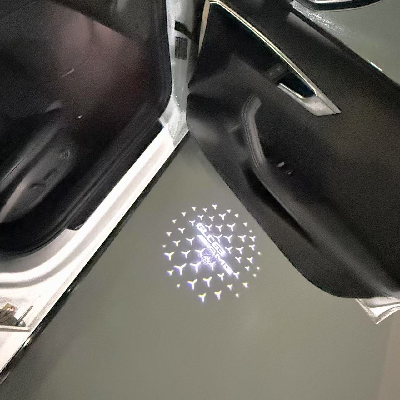 MERCEDES BENZ GLC 63 AMG LOGO PROJECTOR LIGHTS  (quantity 1 = 1 sets/2 door lights)Nr.03f032