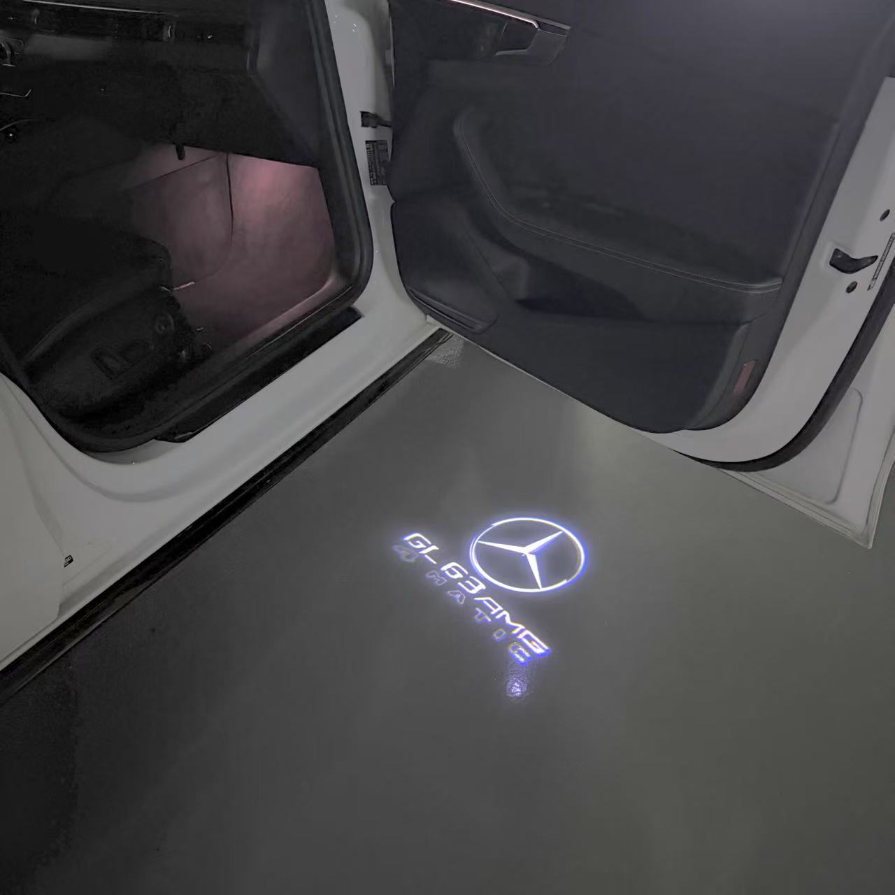 MERCEDES BENZ GL 63 AMG LOGO PROJECTOR LIGHTS  (quantity 1 = 1 sets/2 door lights)Nr.03f04