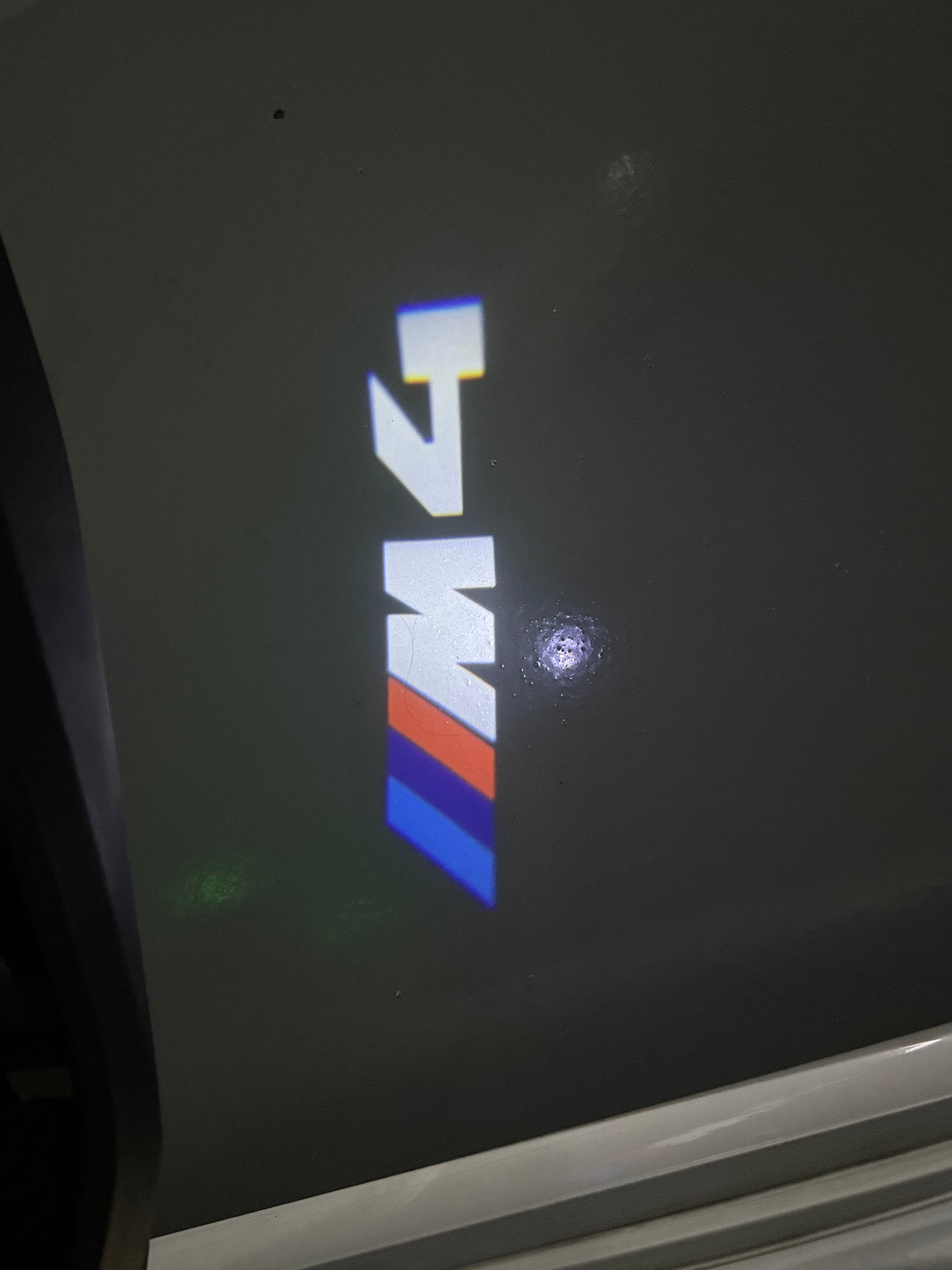 BMW 4  SERIES M4   LOGO PROJECTOT LIGHTS (quantity 1 = 1 sets/2 door lights) Nr.6024t33