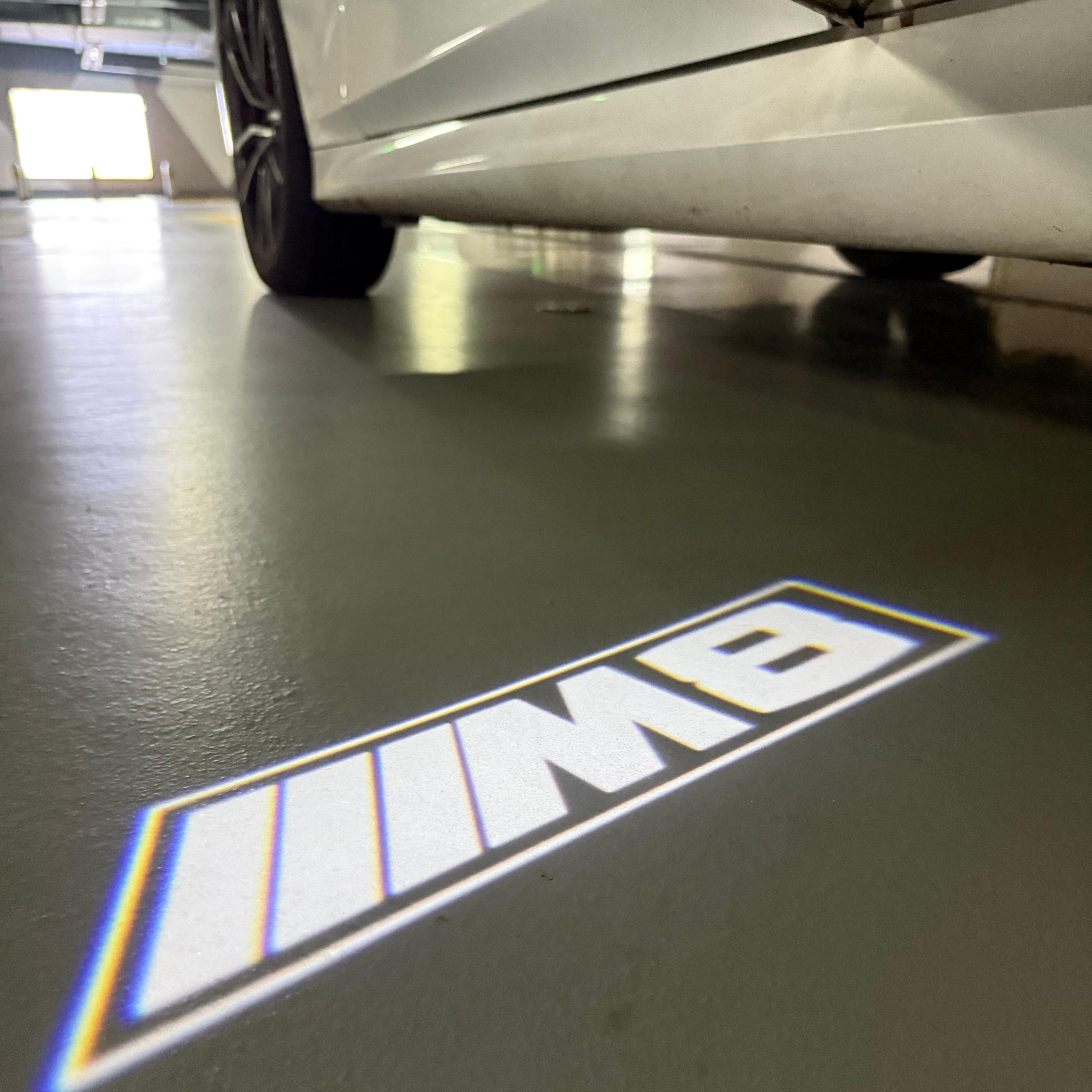 BMW 8 SERIES M8   LOGO PROJECTOT LIGHTS (quantity 1 = 1 sets/2 door lights) Nr.6024q107