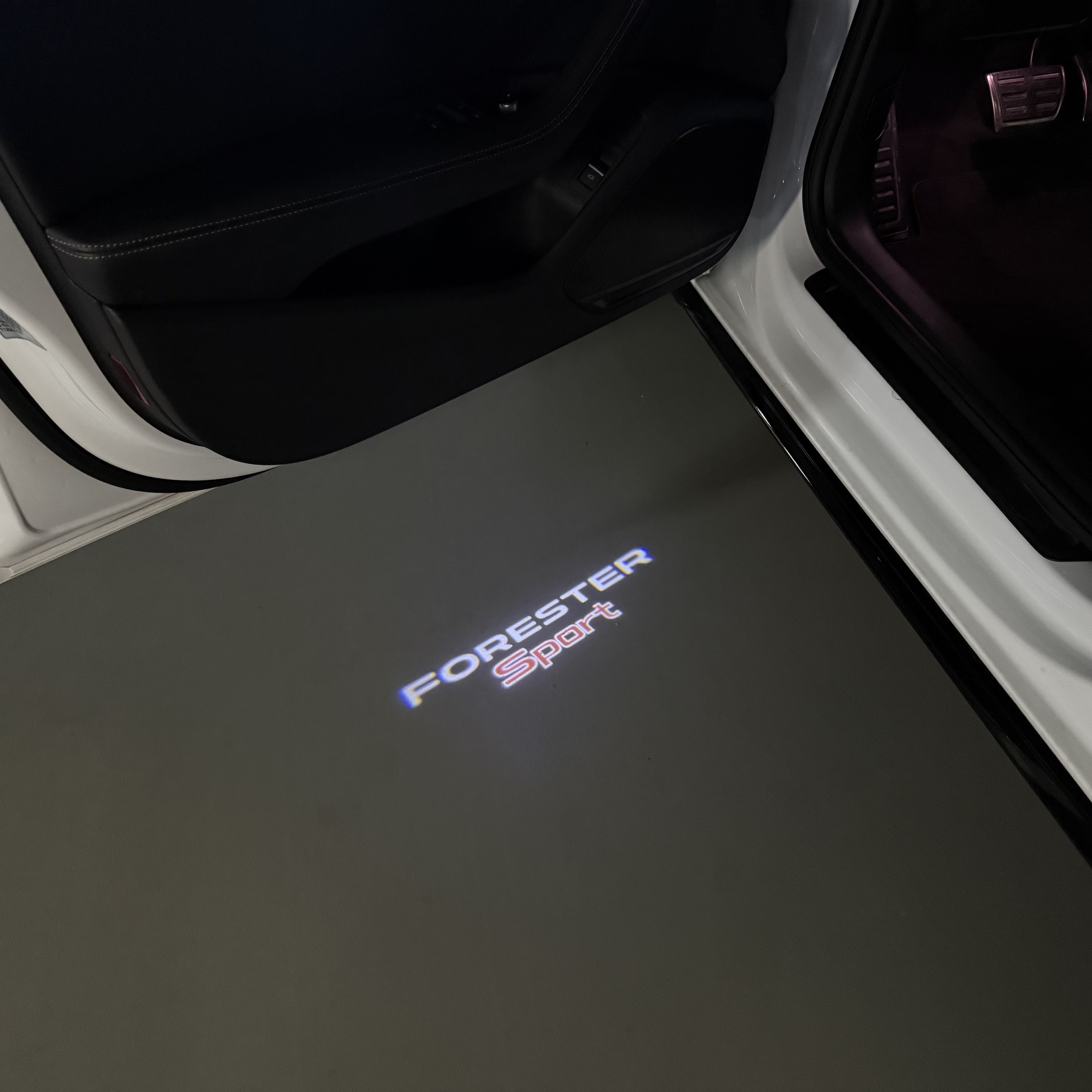 SUBARU FORESTER LOGO PROJECROTR LIGHTS (quantity 1 = 1 sets/2 door lights) Nr.03A29