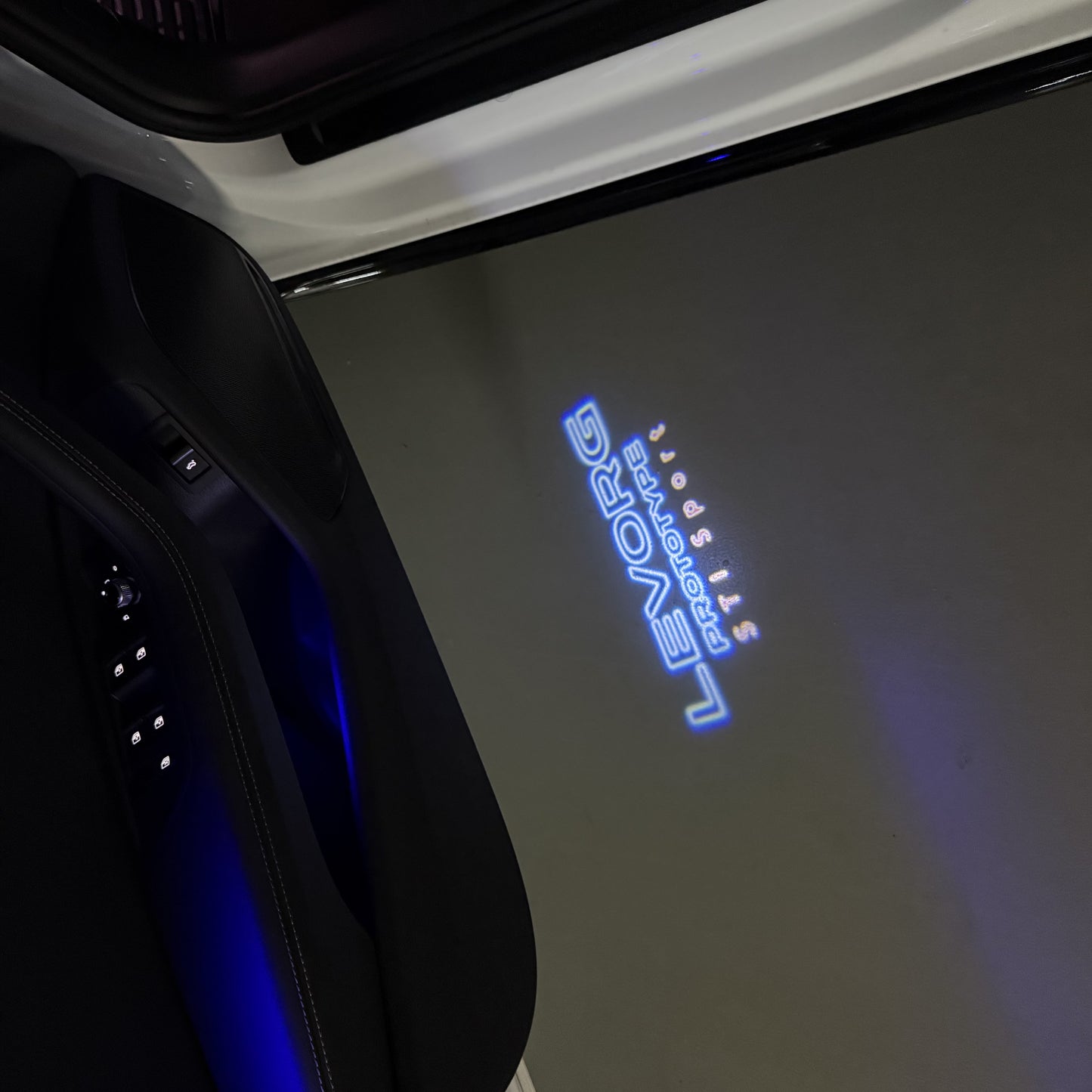 SUBARU LEVORG LOGO PROJECROTR LIGHTS (quantity 1 = 1 sets/2 door lights) Nr.03A14