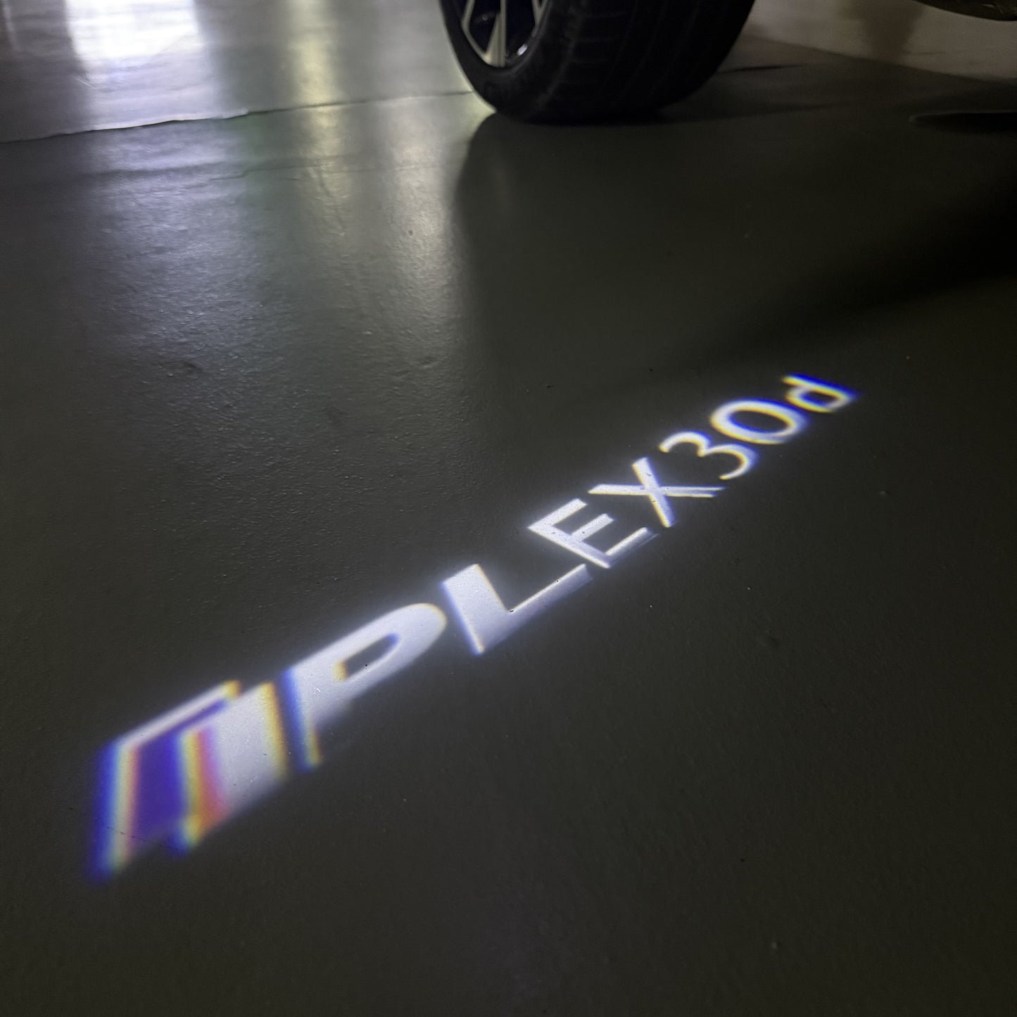 INFINITI  EX30d LOGO PROJECROTR LIGHTS  (quantity 1 = 1 sets/2 door lights)Nr.74A47