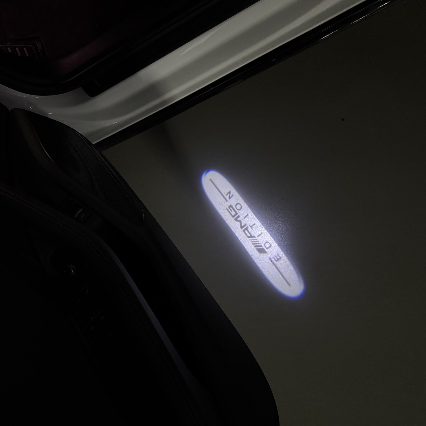 MERCEDES BENZ EDITION LOGO PROJECTOT LIGHTS(quantity 1 = 1 sets/2 door lights) Nr.03f 018
