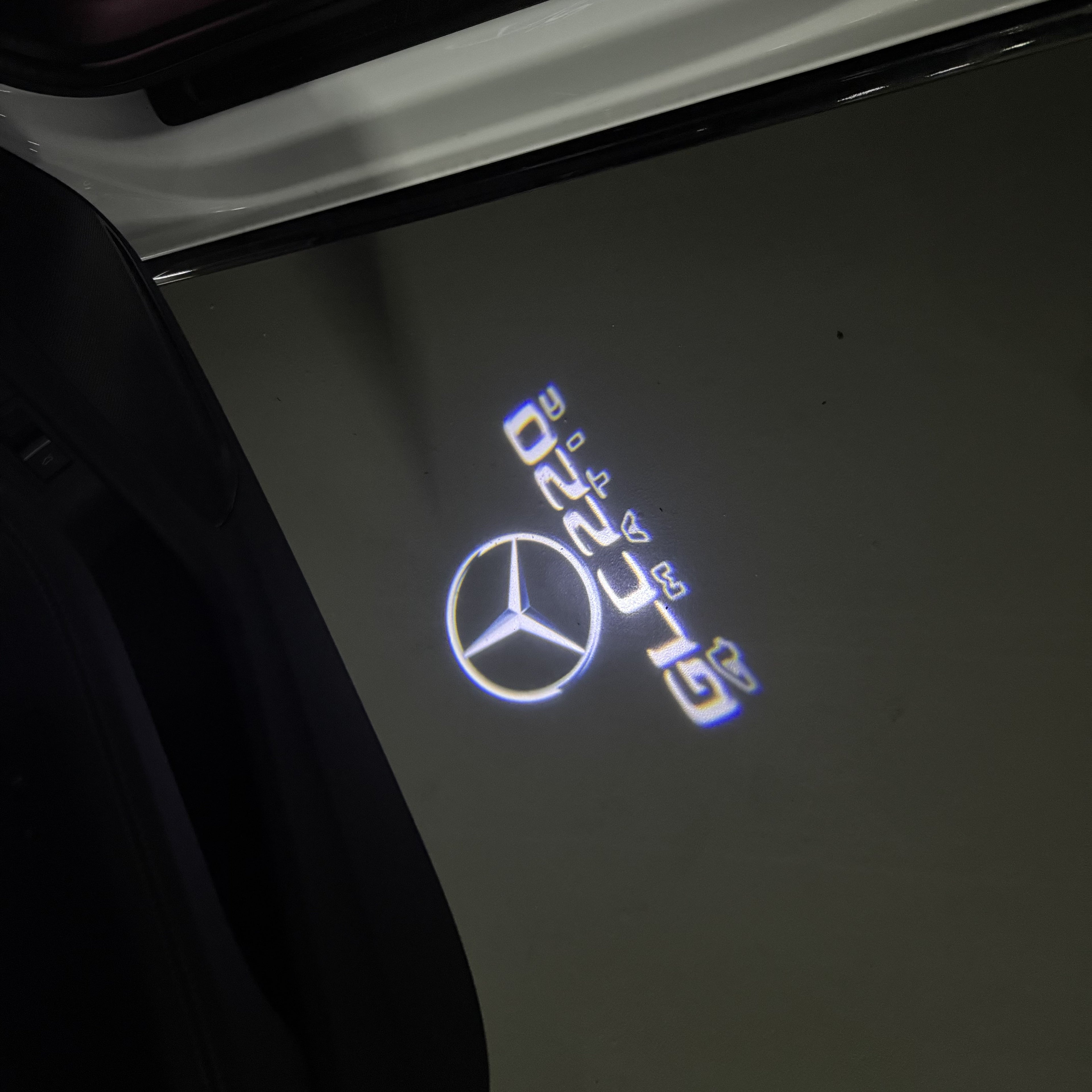 Feu de signalisation Mercedes - Benz No 03 (qty 1 = 1 ensemble / 2 feux de porte)