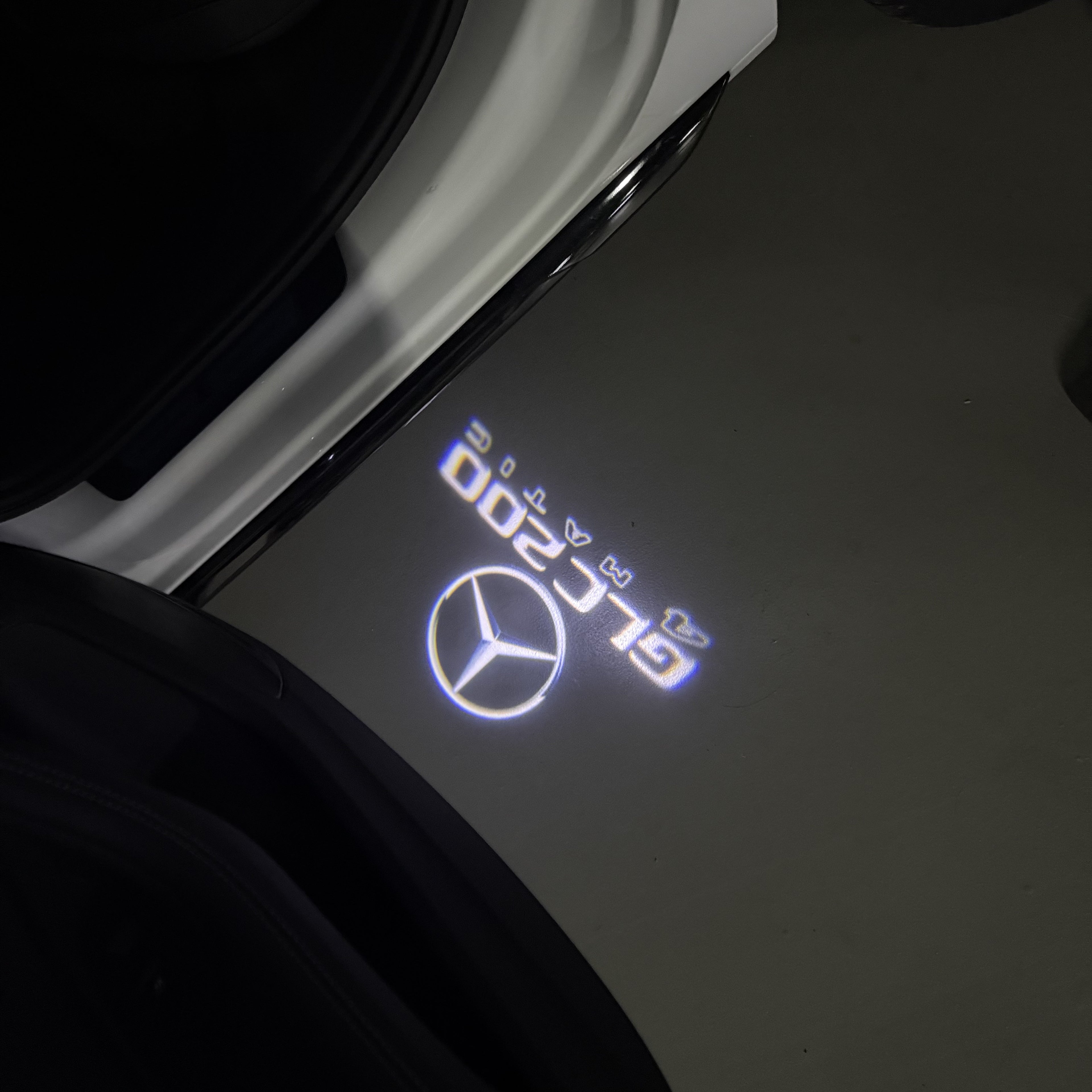 Feu de signalisation Mercedes - Benz No 03 (qty 1 = 1 ensemble / 2 feux de porte)