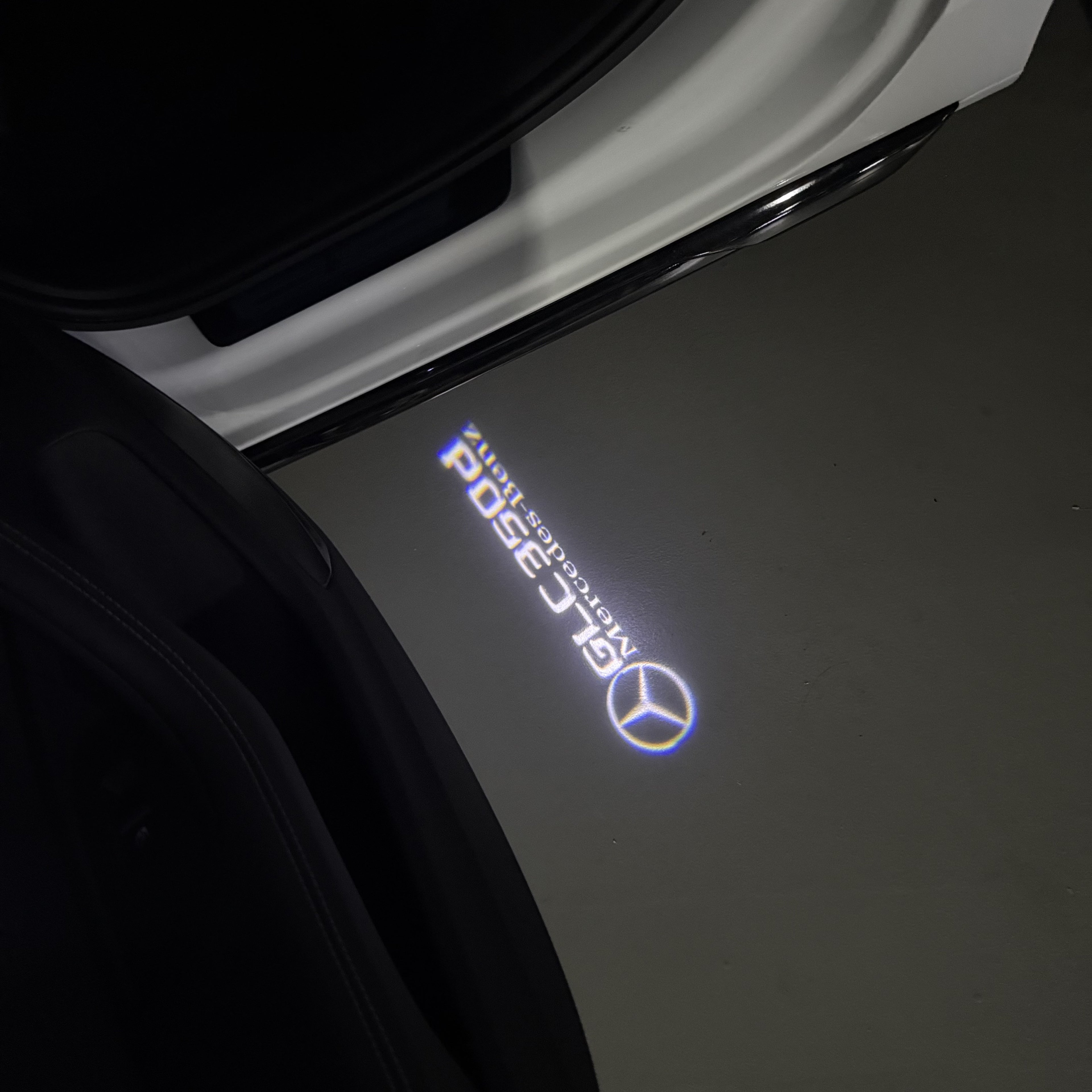 Feu de signalisation Mercedes - Benz No 03 (qty 1 = 1 ensemble / 2 feux de porte)