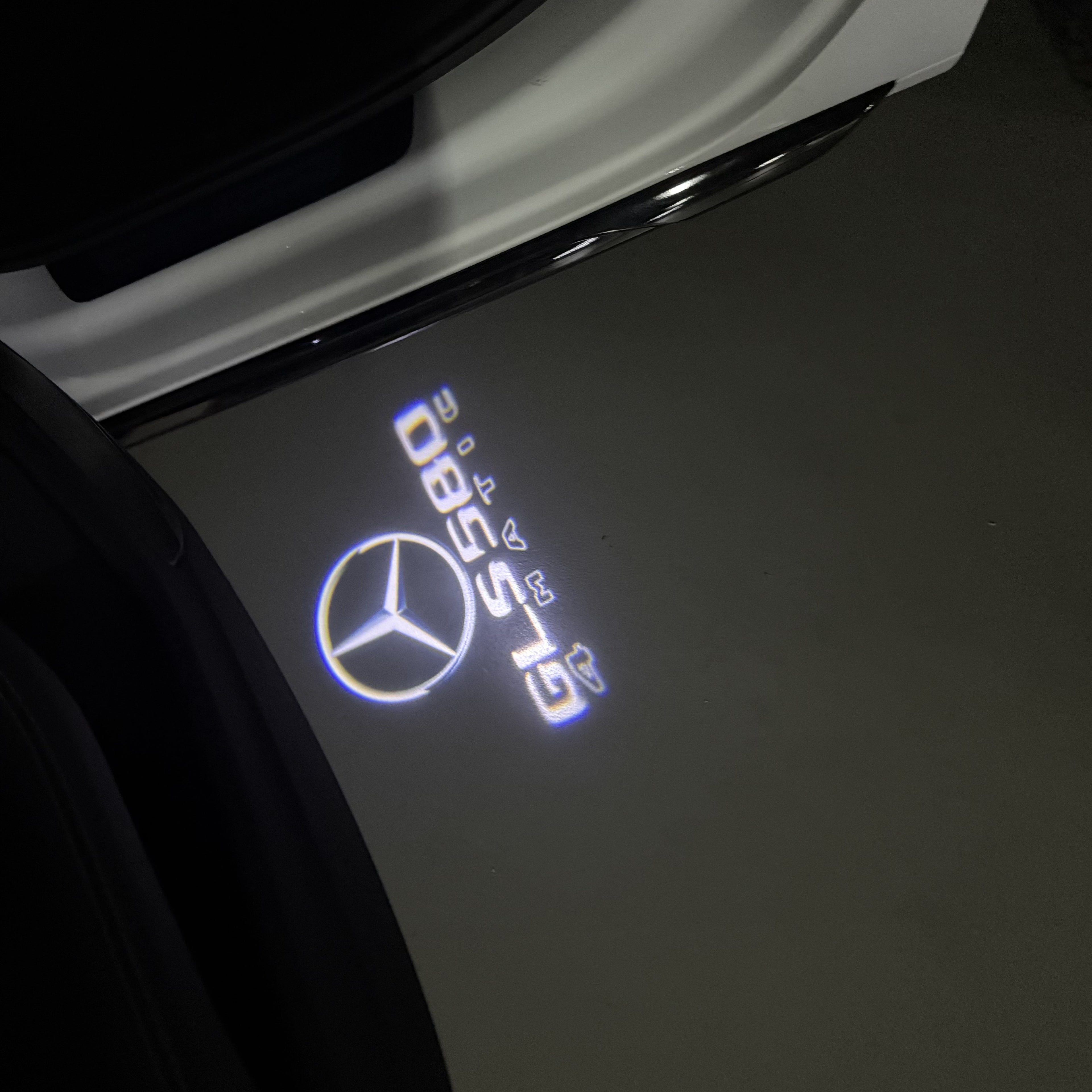 Feu de signalisation Mercedes - Benz No 03 (qty 1 = 1 ensemble / 2 feux de porte)
