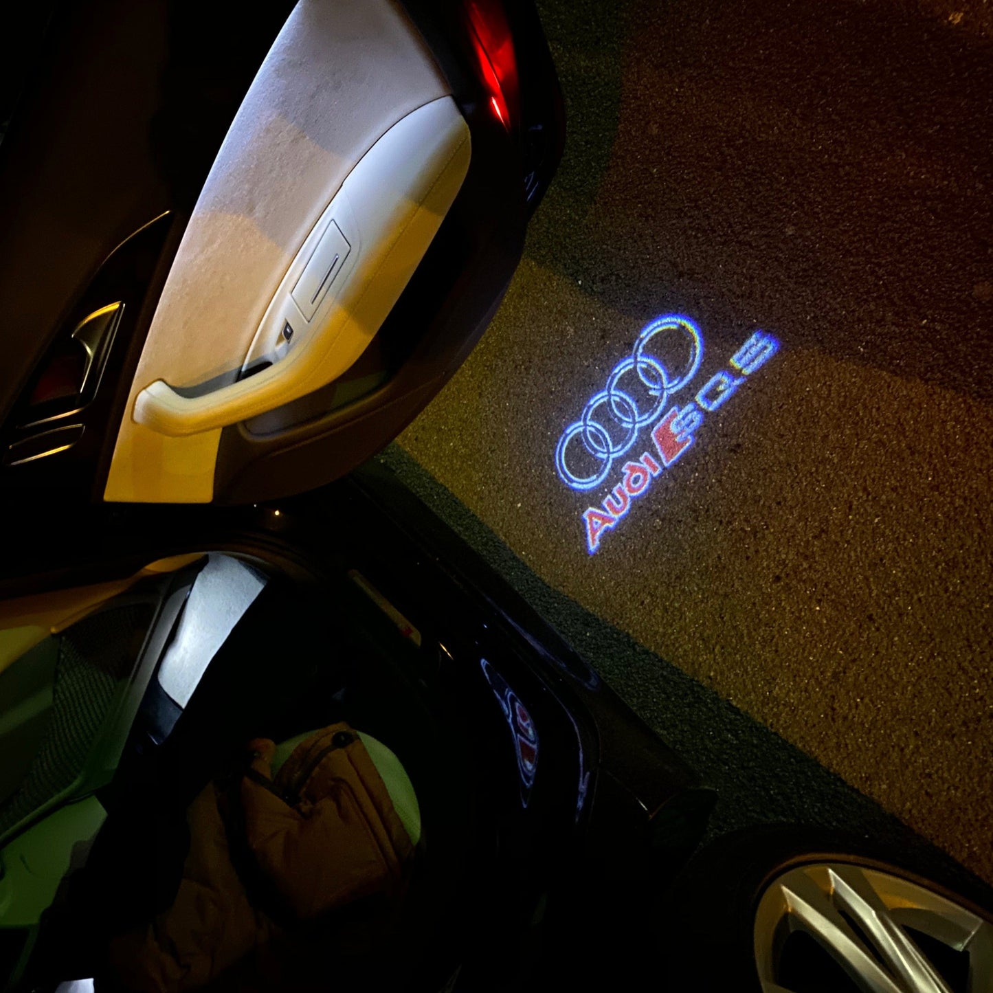 AUDI SQ5 LOGO PROJECTOT LIGHTS Nr.253  (quantity 1 = 2 Logo Films /2 door lights）