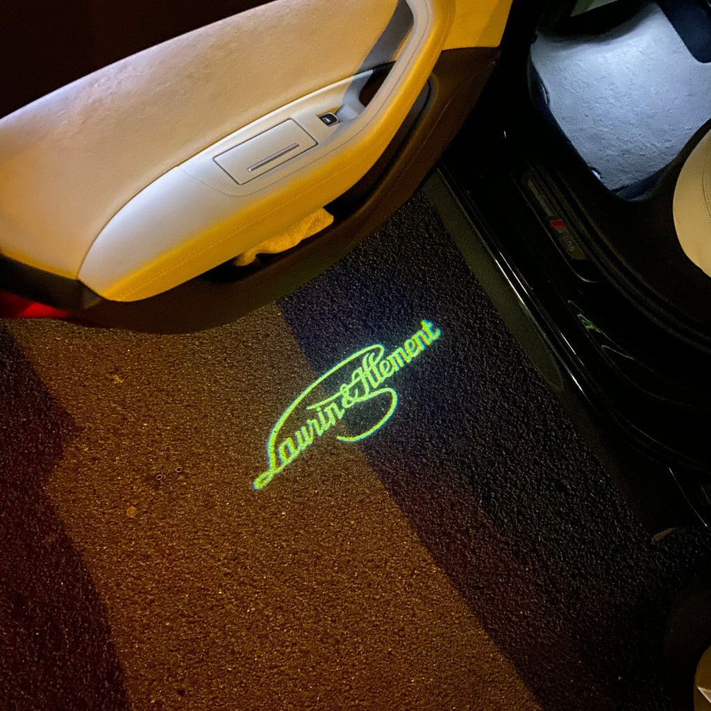 SKODA Laurin&klement LOGO PROJECTOT LIGHTS Nr.19 (Menge 1 = 2 Logofolien /2 Türleuchten)