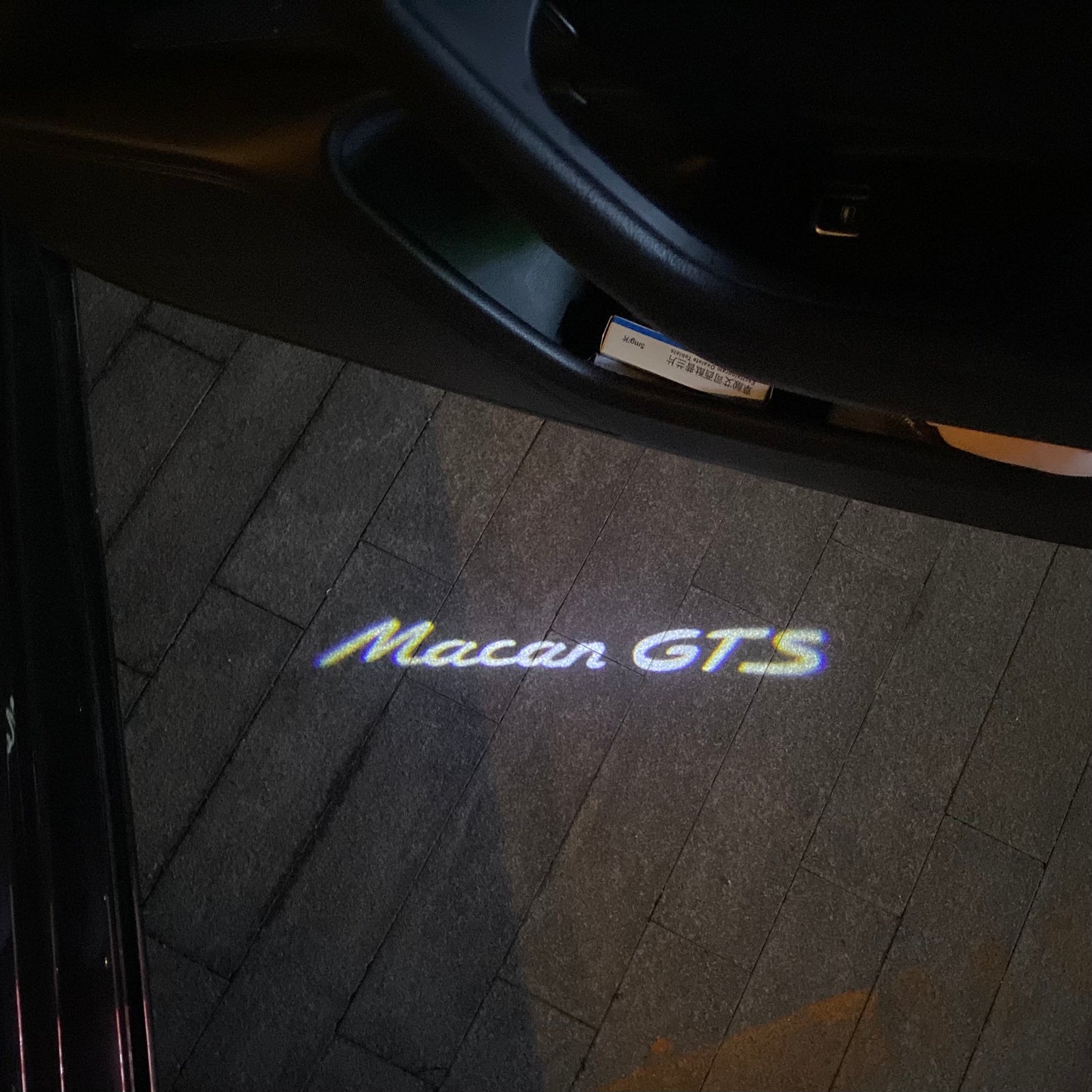 PORSCHE MACAN  LOGO PROJECTOT LIGHTS Nr.8092(quantity  1 =  2 Logo Film /  2 door lights)