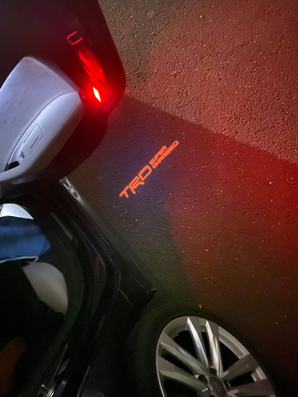 TRD LOGO PROJECROTR LIGHTS Nr.03 (quantity 1 = 1 sets/2 door lights)