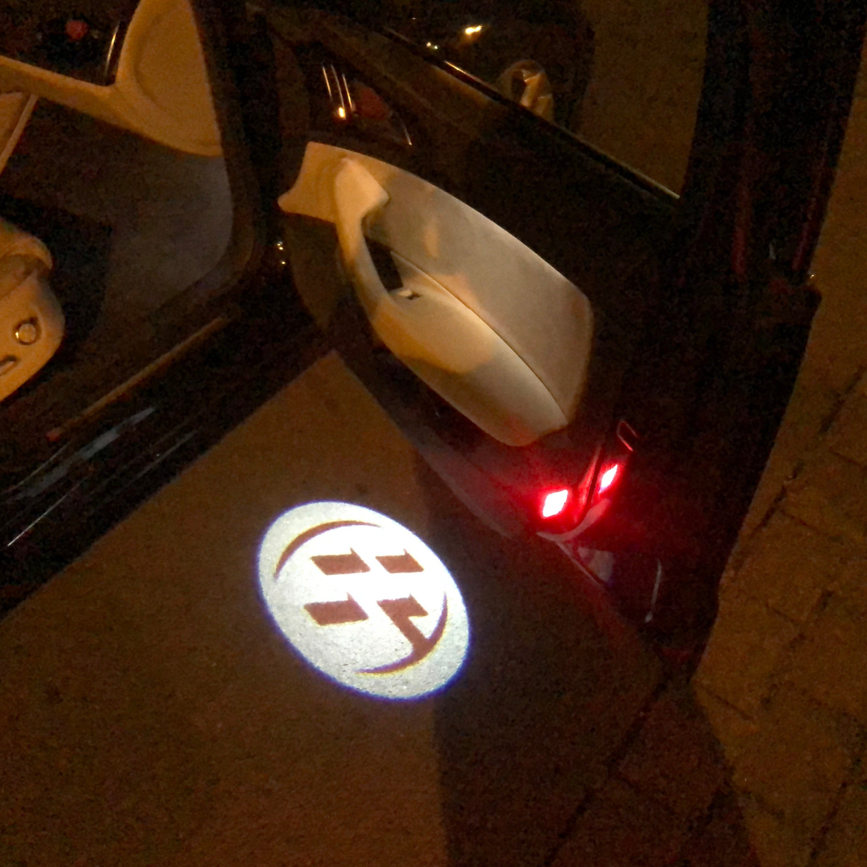 TOYOTA  GT86 LOGO PROJECROTR LIGHTS Nr.20 Logo ( quantity 1 = 1 sets/2 door lights)