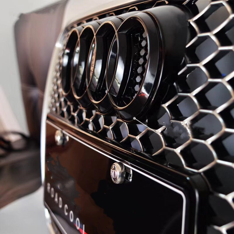 AUDI Front Grill Logo LED with dznamic indicator black color 28.8CM