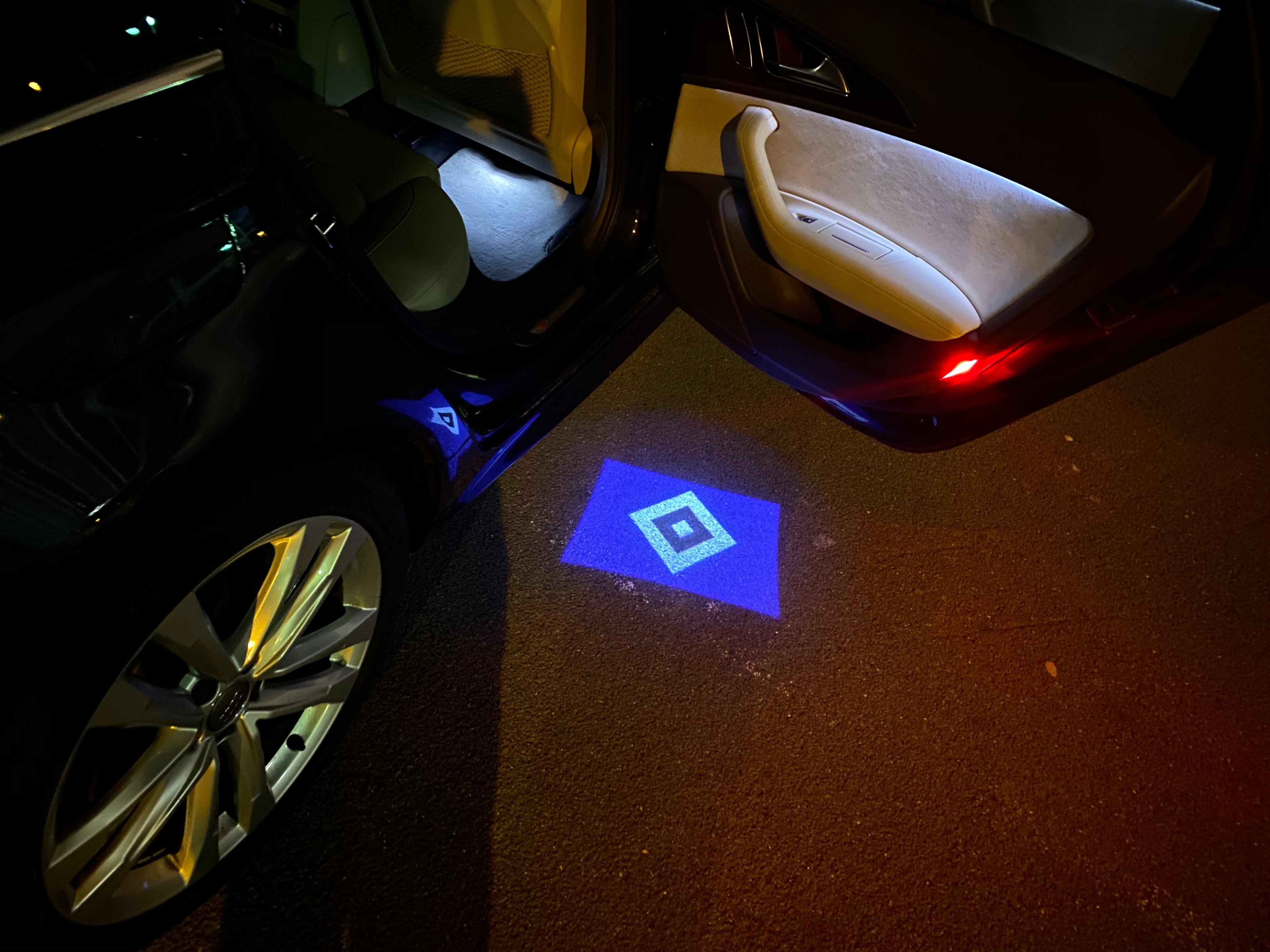 كرة القدم نادي شعار Nr.258 (الكمية 1 = 2 شعار الأفلام / 2 أضواء الباب)