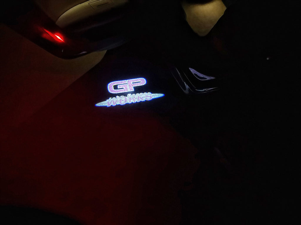 LUCES DE PROYECTOR MINI GP LOGO Nr.158 (cantidad 1 = 2 Película de Logo / 2 luces de puerta)