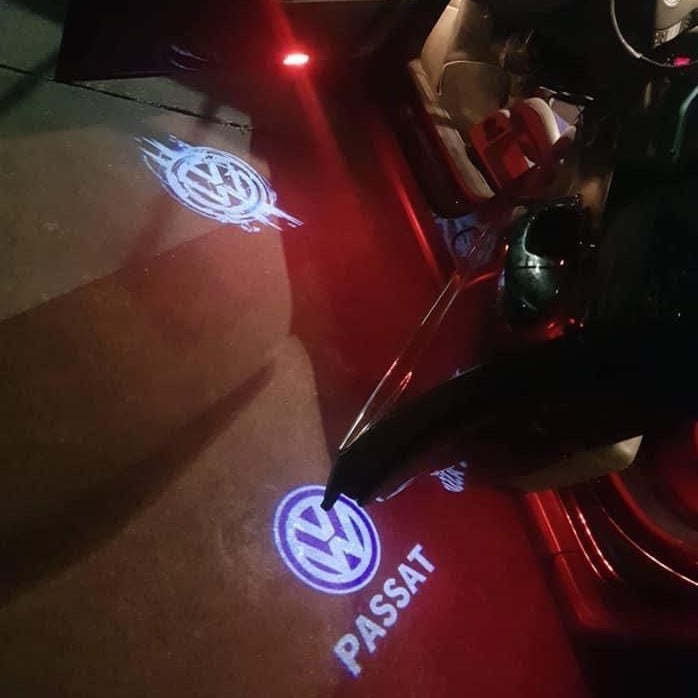 Volkswagen Türleuchten PASSAT Logo Nr. 97 (Menge 1 = 2 Logofilme /2 von Leuchten)