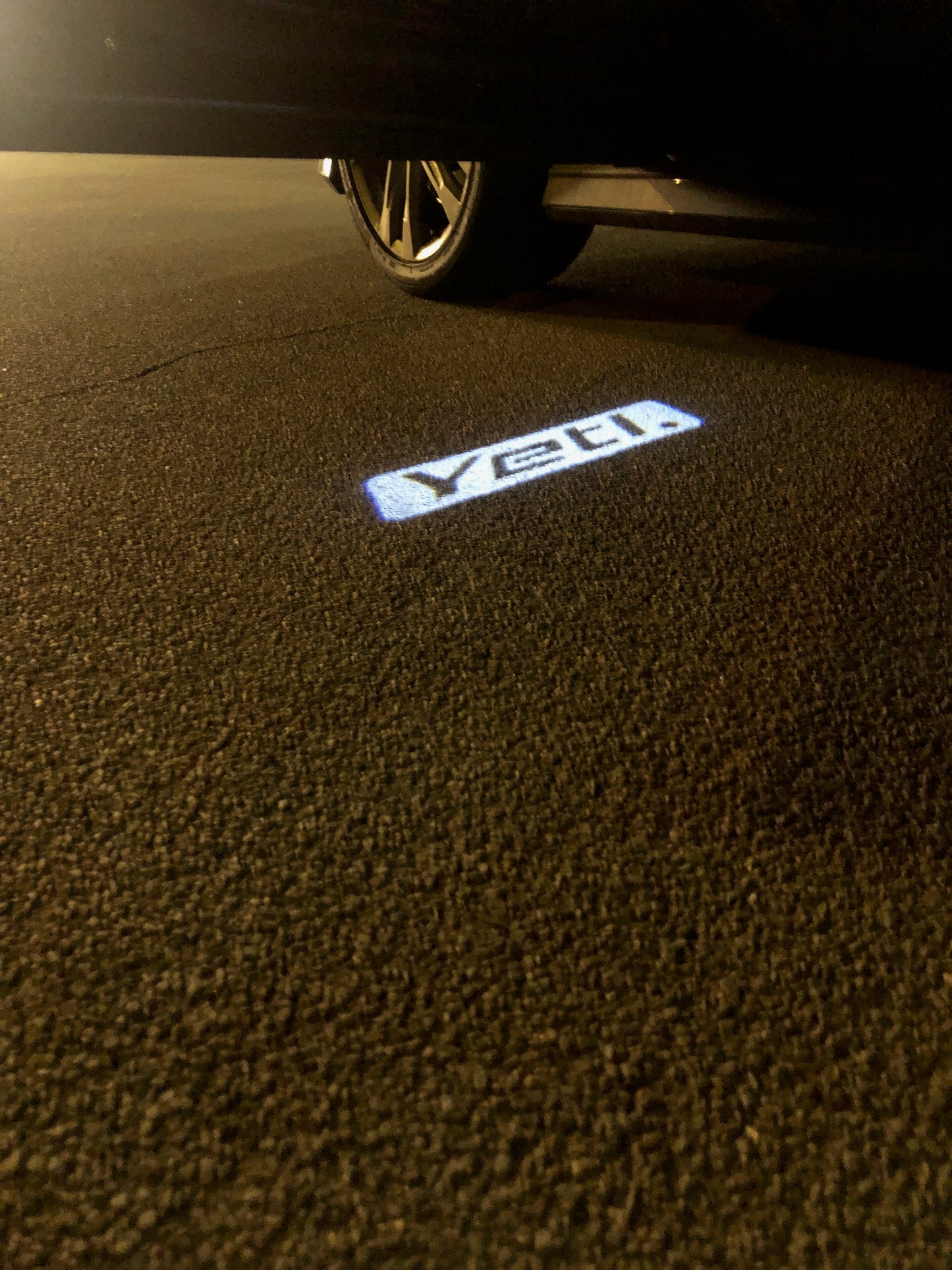 SKODA YETI LOGO  LIGHTS Nr.113 (quantity  1 =  2 Logo Film /  2 door lights)