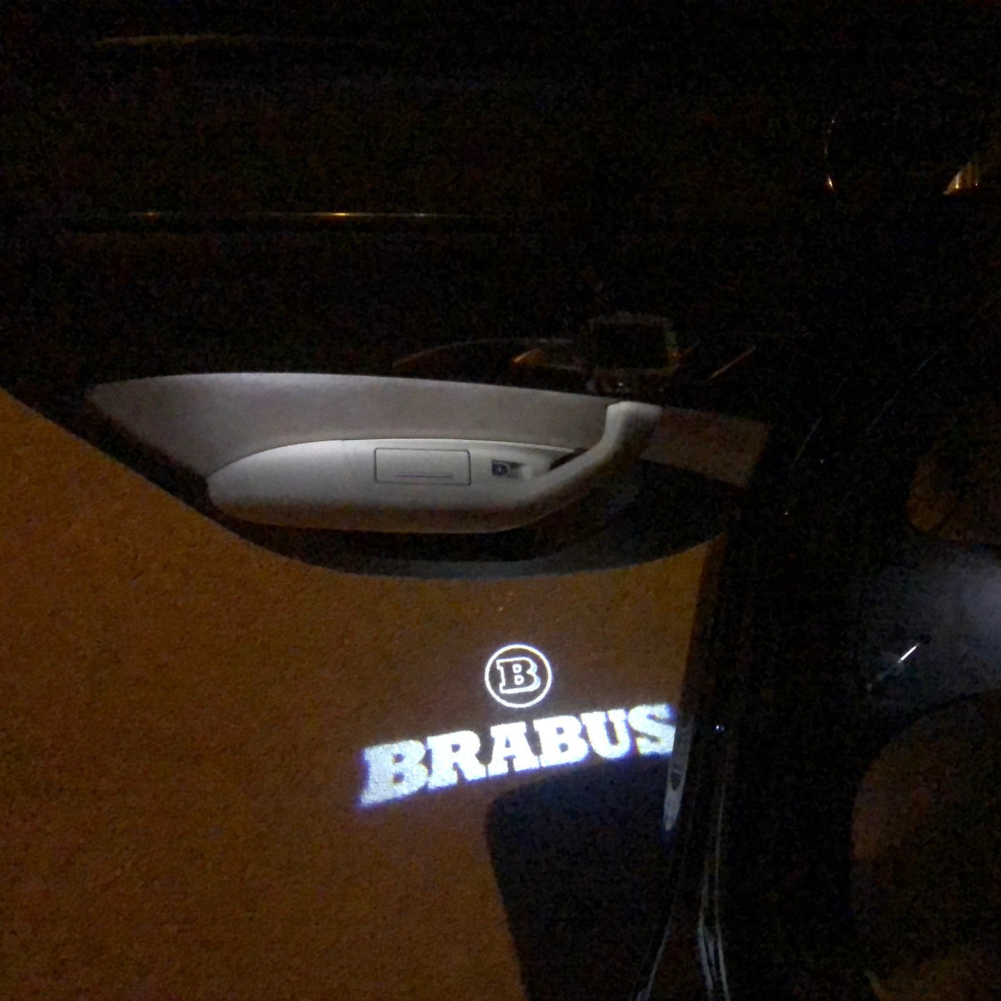 MERCEDES BENZ BRABUS LOGO PROJECTOT LIGHTS Nr.24 (quantity 1 = 1 sets/2 door lights)