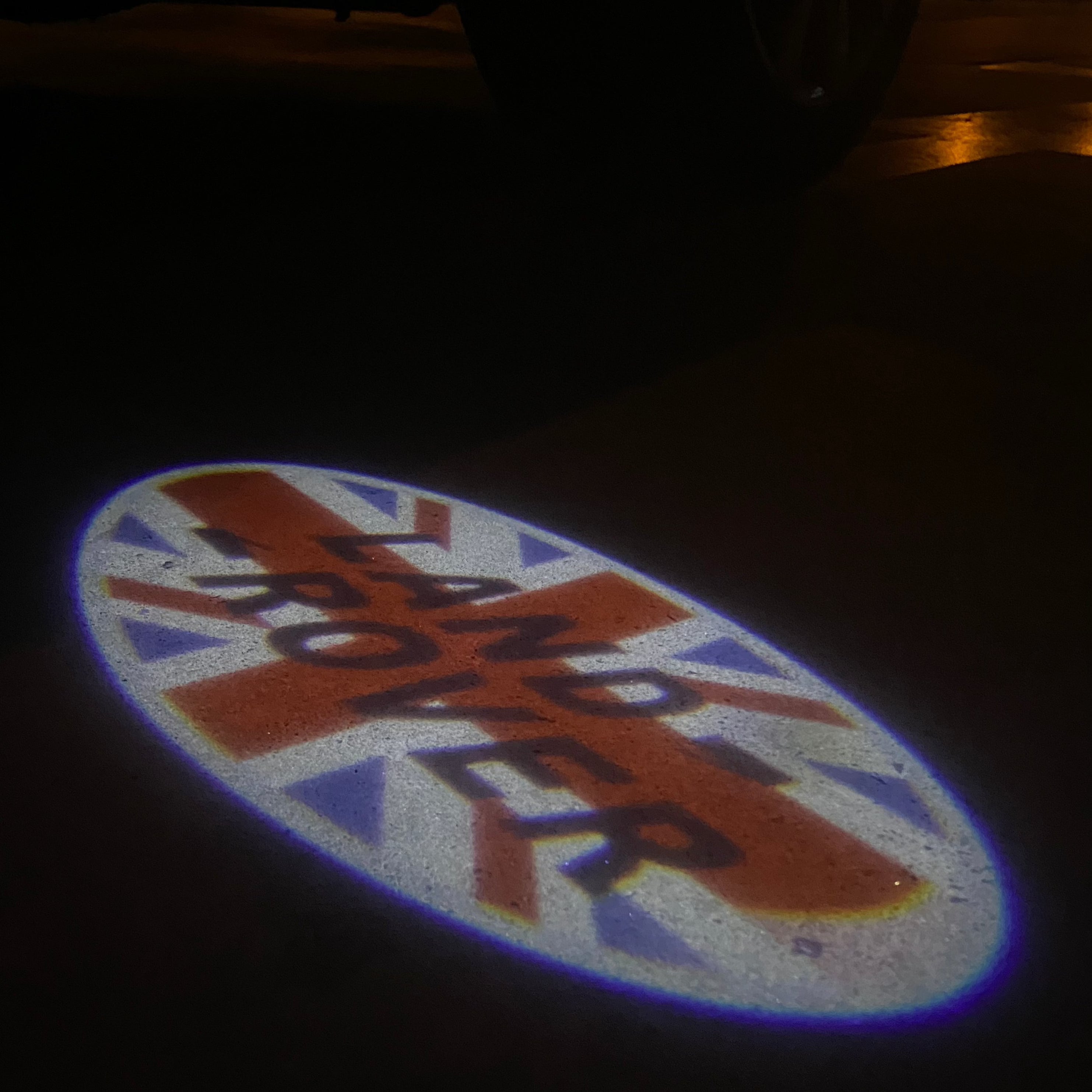 Land Rover  ORIGINAL  LOGO PROJECROTR LIGHTS Nr.1147 (quantity 1 = 1 sets/2 door lights)